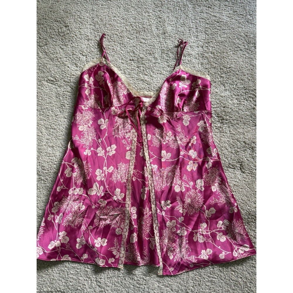 Victoria's Secret pink floral satin babydoll nightie With lace trim Size Medium